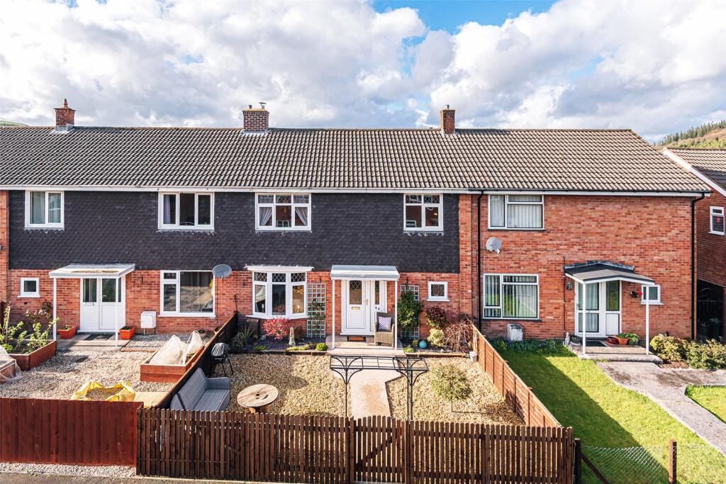 3 bedroom terraced house for sale in Tremynoddfa, Carno, Caersws, Powys