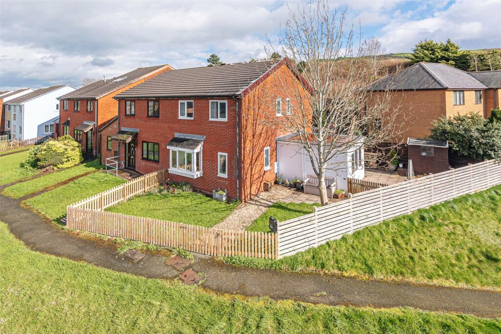 3 Bedroom Semi-detached House For Sale In Brimmon Close, Newtown, Powys ...