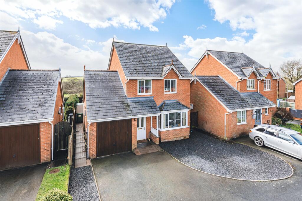 3 bedroom detached house for sale in Meillionydd, Adfa, Newtown, Powys