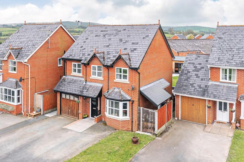 4 bedroom detached house for sale in Treganol, Adfa, Newtown, Powys, SY16