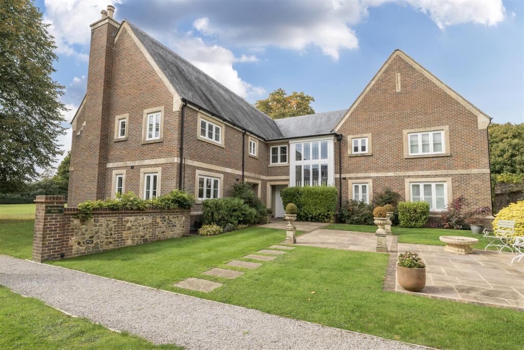 Main image of property: Ludshott Manor, Bramshott, Liphook