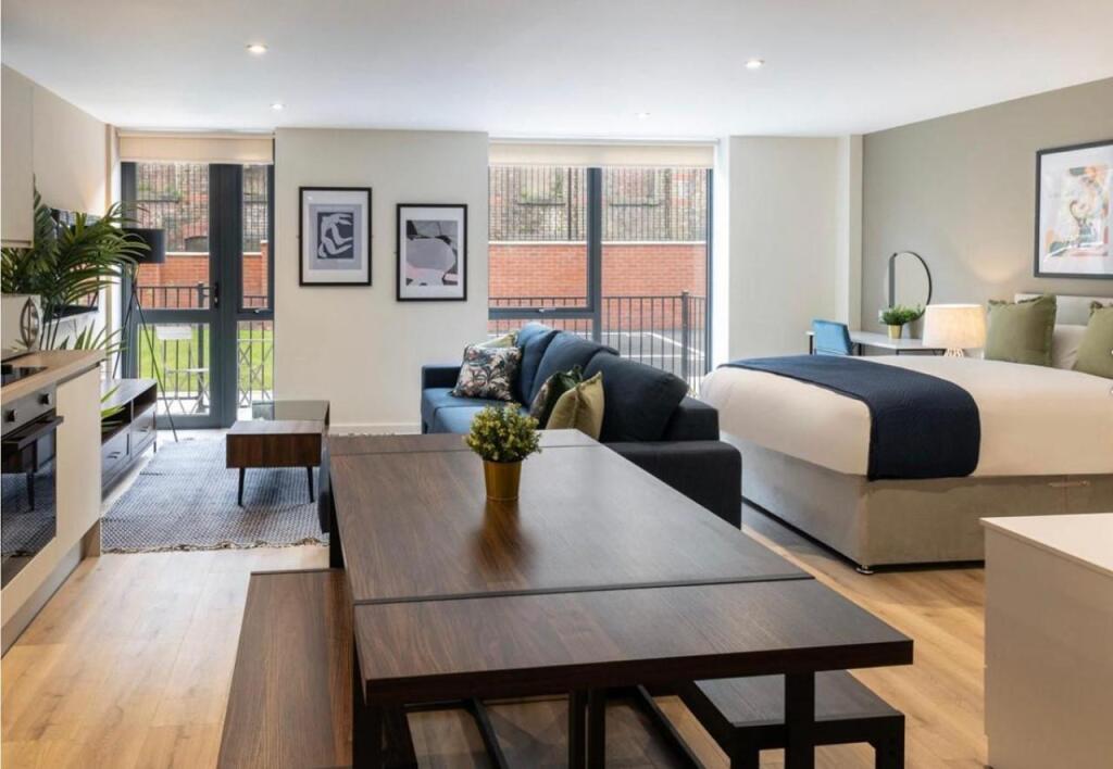 Main image of property: 156 Richmond Row, Liverpool, L3