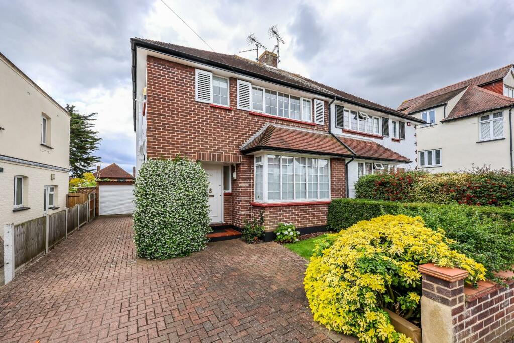 Main image of property: Kings Road, Westcliff-On-Sea