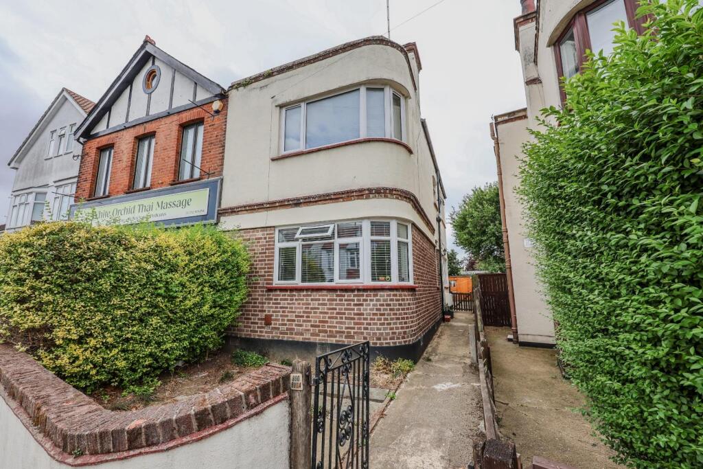 Main image of property: London Road, Leigh-On-Sea