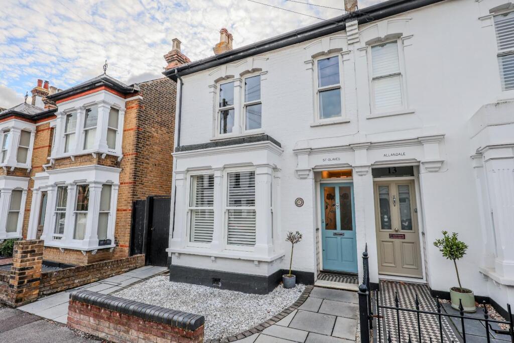 Main image of property: Alexandra Road, Leigh-On-Sea