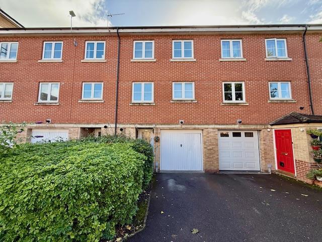 Main image of property: Padstow Road, Swindon, SN2