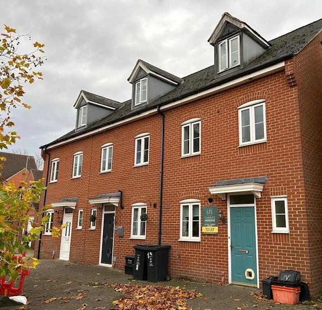Main image of property: Capella Crescent, Oakhurst, Swindon SN25