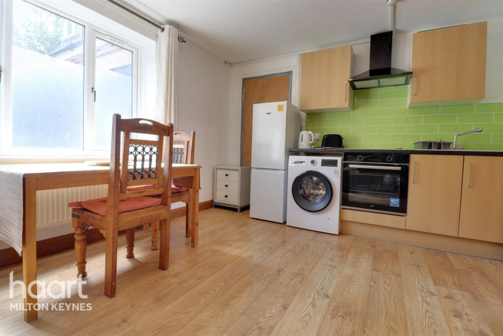 Main image of property: Foxley Place, Loughton