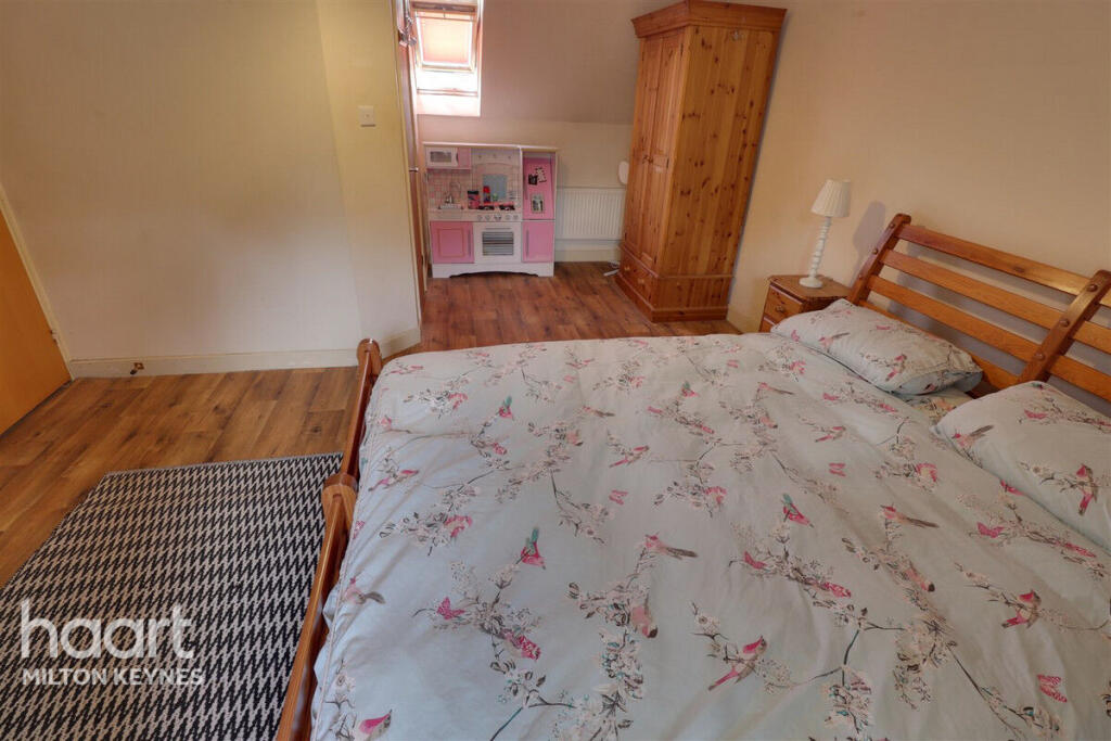 Main image of property: Foxley Place, Loughton