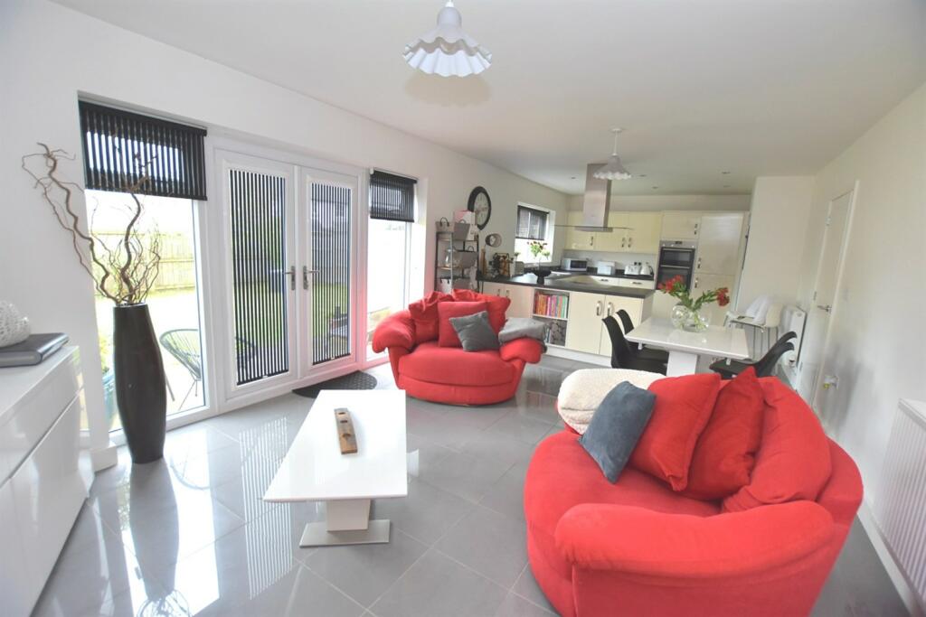 Additional property image - Severn Way, Holmes Chapel
