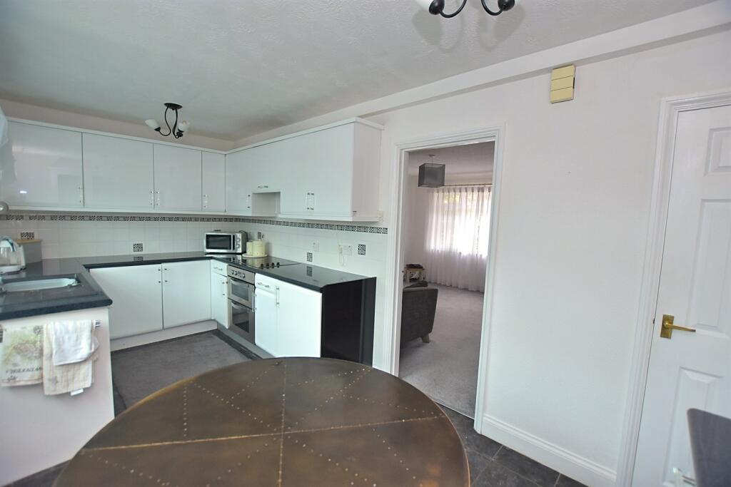 Additional property image - Bessancourt, Holmes Chapel