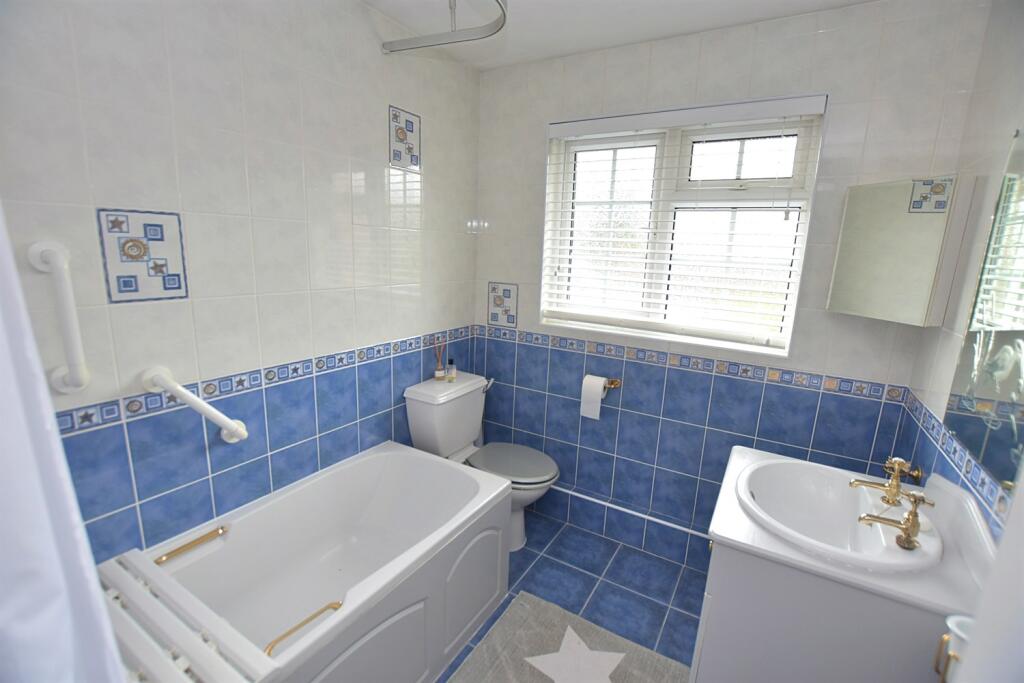 Additional property image - Bessancourt, Holmes Chapel