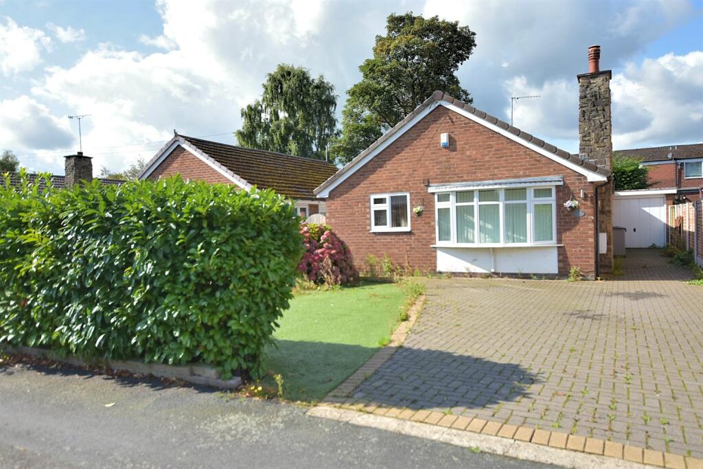 Main image of property: Alumbrook Avenue, Holmes Chapel