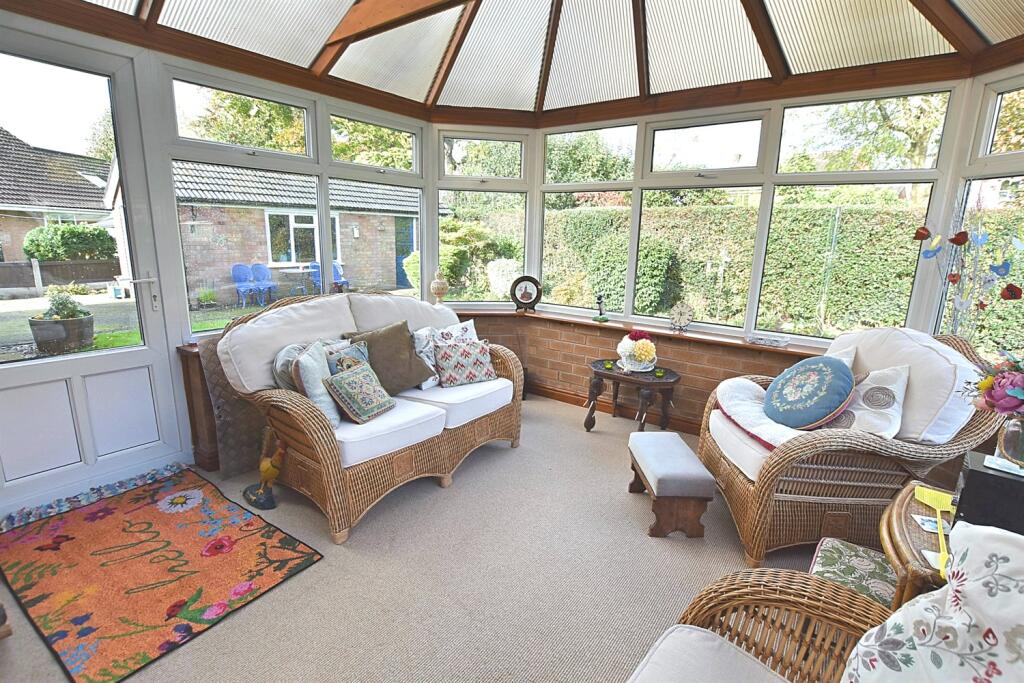 Additional property image - Hillcrest Avenue, Holmes Chapel