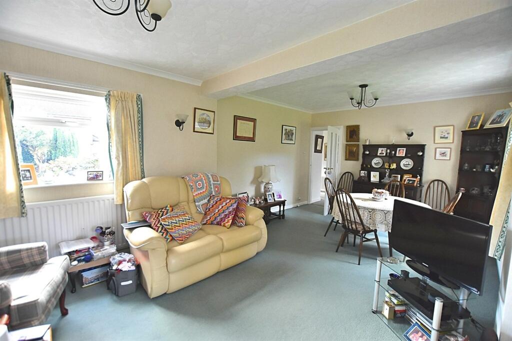 Additional property image - Hillcrest Avenue, Holmes Chapel