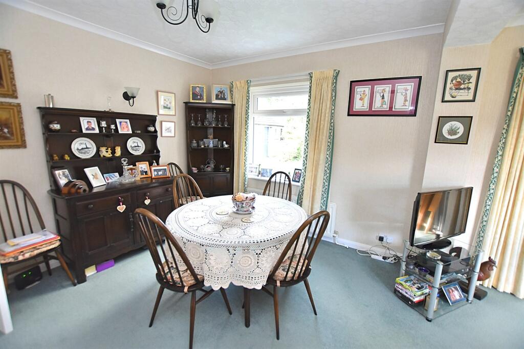 Additional property image - Hillcrest Avenue, Holmes Chapel