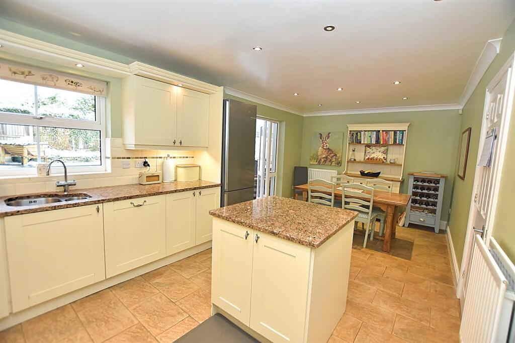 Additional property image - Lawrence Close, Cranage