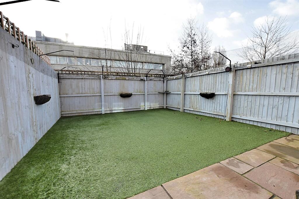 Additional property image - Severn Way, Holmes Chapel