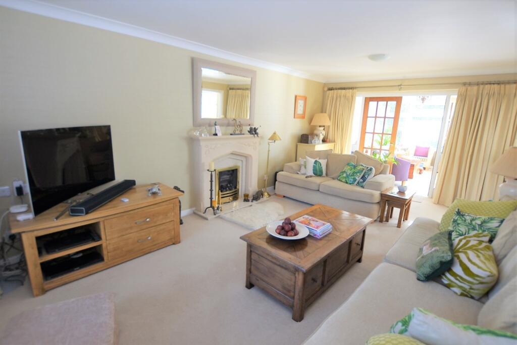 Additional property image - Troon Close, Holmes Chapel