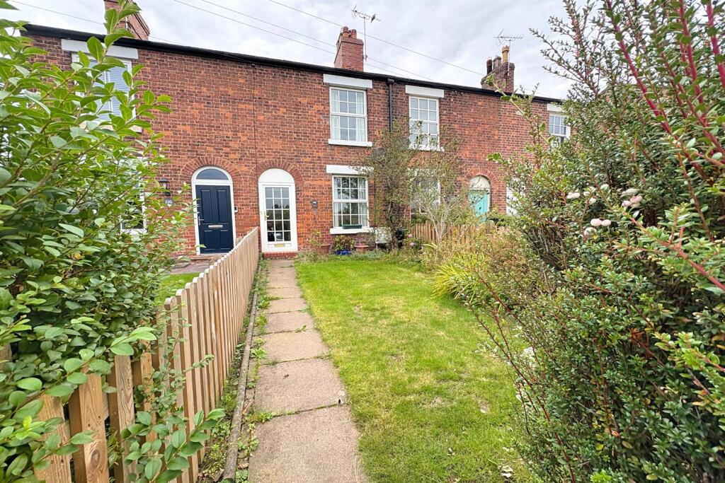 Main image of property: London Road, Holmes Chapel