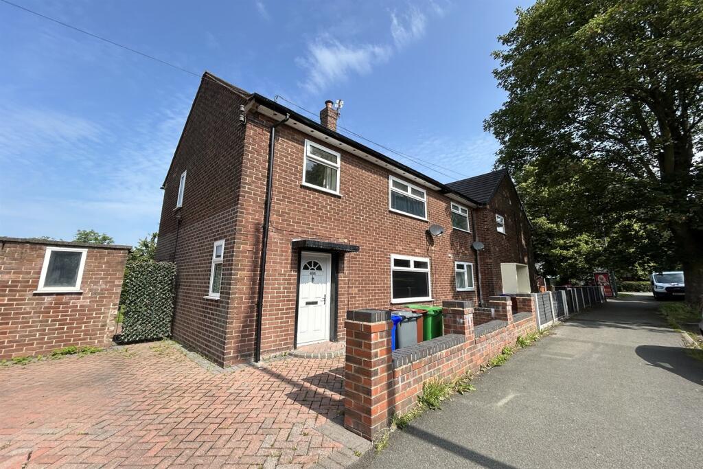 Main image of property: Wythenshawe Road, Manchester
