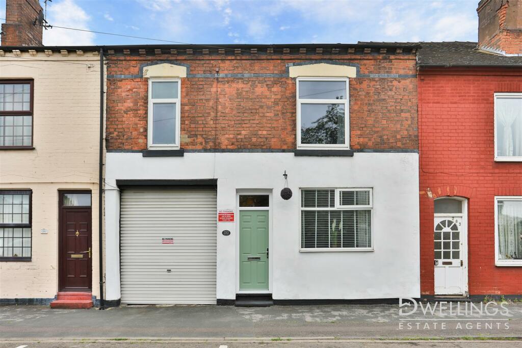 3 bedroom terraced house for sale in Wetmore Road, BurtonOnTrent, DE14