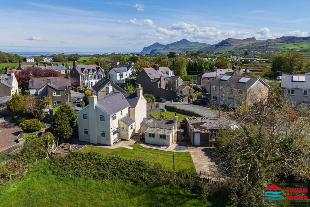 Main image of property: Lon Cyttun, Morfa Nefyn, LL53