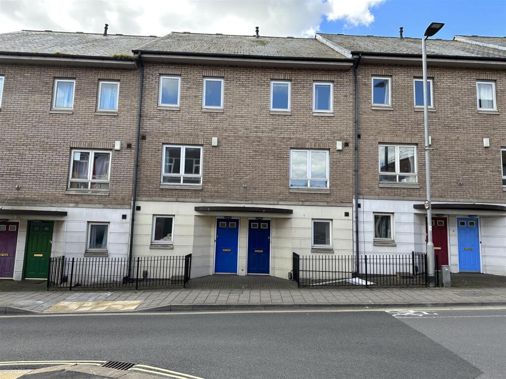 Main image of property: Market Street, Exeter