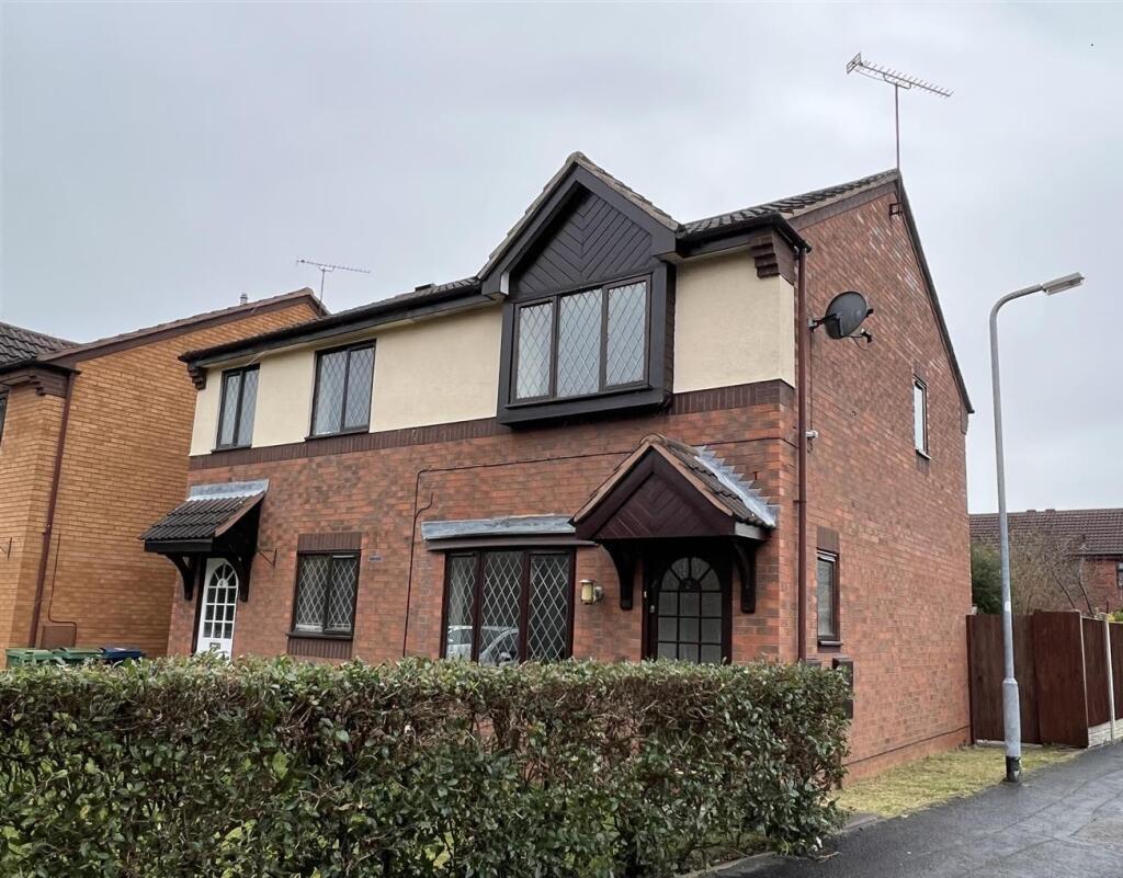 Main image of property: Grissom Close, Stafford, ST16 3UN