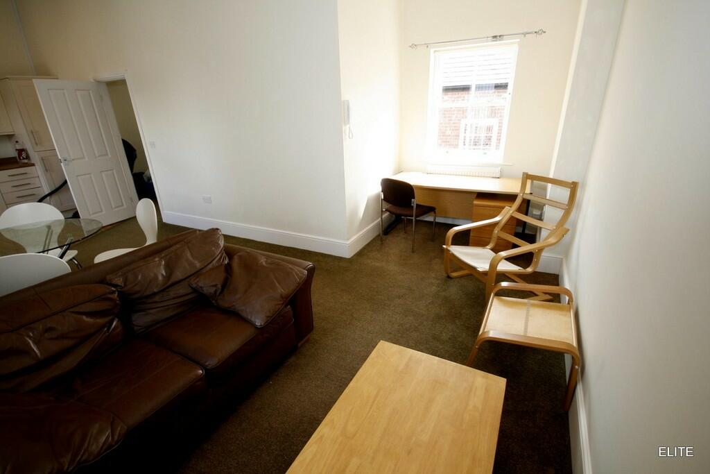Additional property image - Gilesgate, Durham