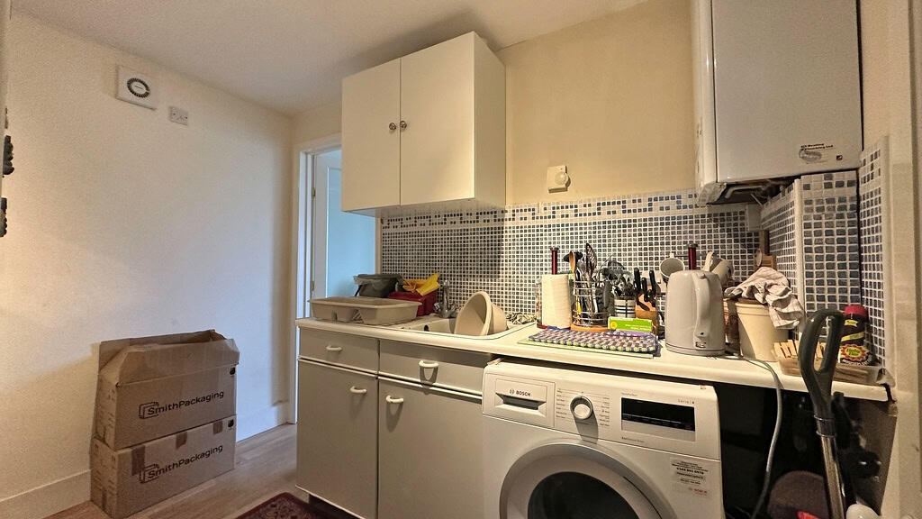 Additional property image - Central Parade, Herne Bay, CT6 5JJ