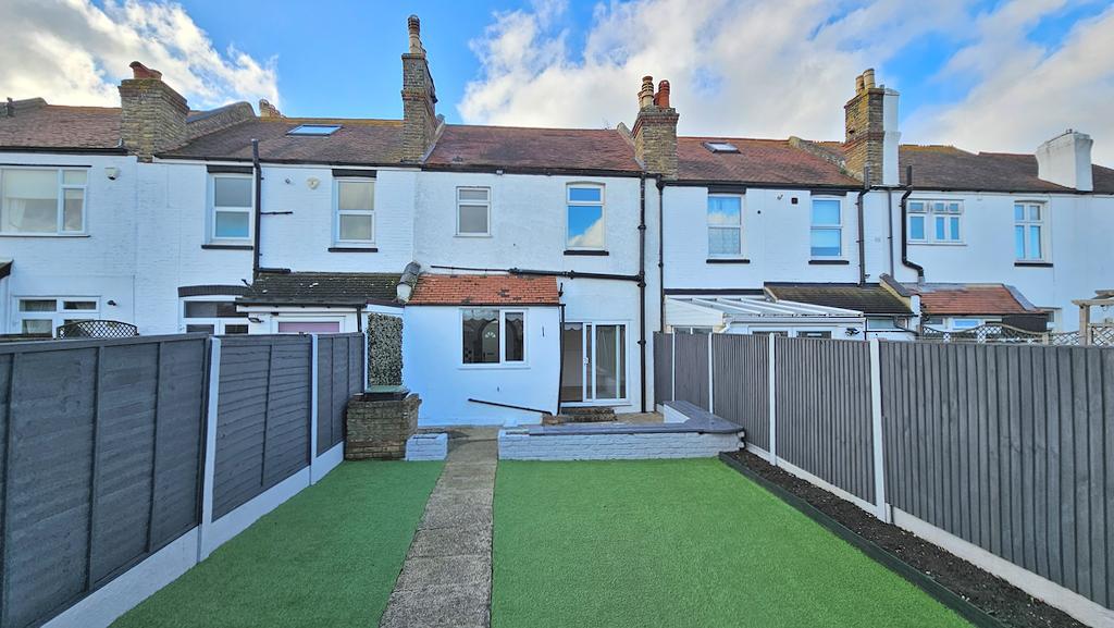 Additional property image - Sandown Drive, Herne Bay, CT6 8QJ