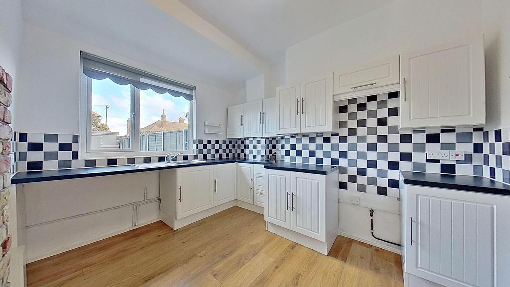 Additional property image - Sandown Drive, Herne Bay, CT6 8QJ