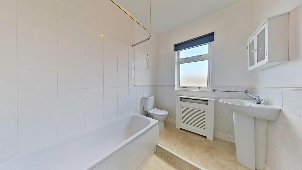 Additional property image - Sandown Drive, Herne Bay, CT6 8QJ