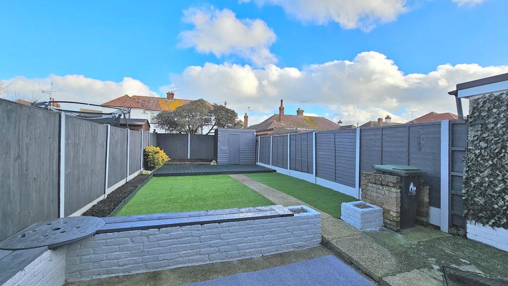 Additional property image - Sandown Drive, Herne Bay, CT6 8QJ