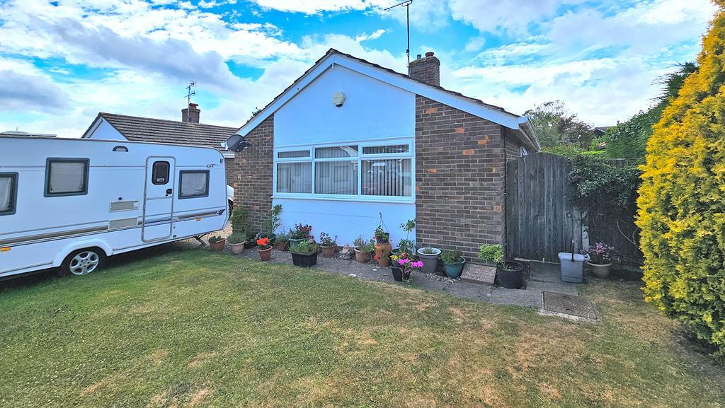 Main image of property: Rose Gardens, Herne Bay, CT6 6NJ