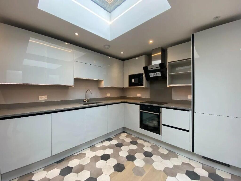 Main image of property: Hargwyne Street, London, SW9