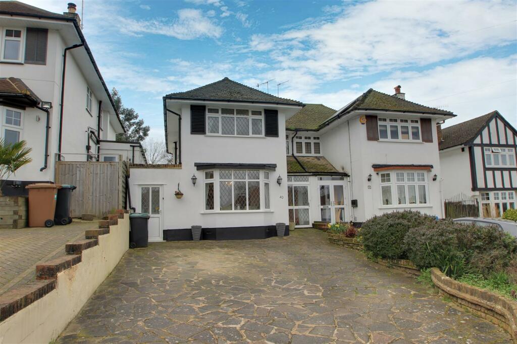 3 bedroom semi-detached house for sale in Hillcroft Crescent, Watford, WD19