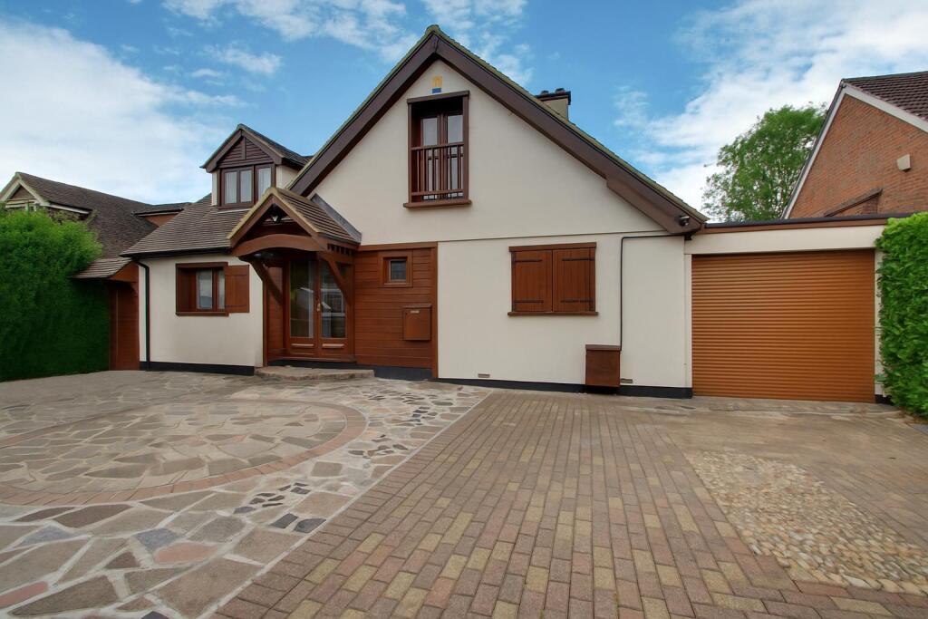Main image of property: Hamilton Road, Hunton Bridge, Kings Langley
