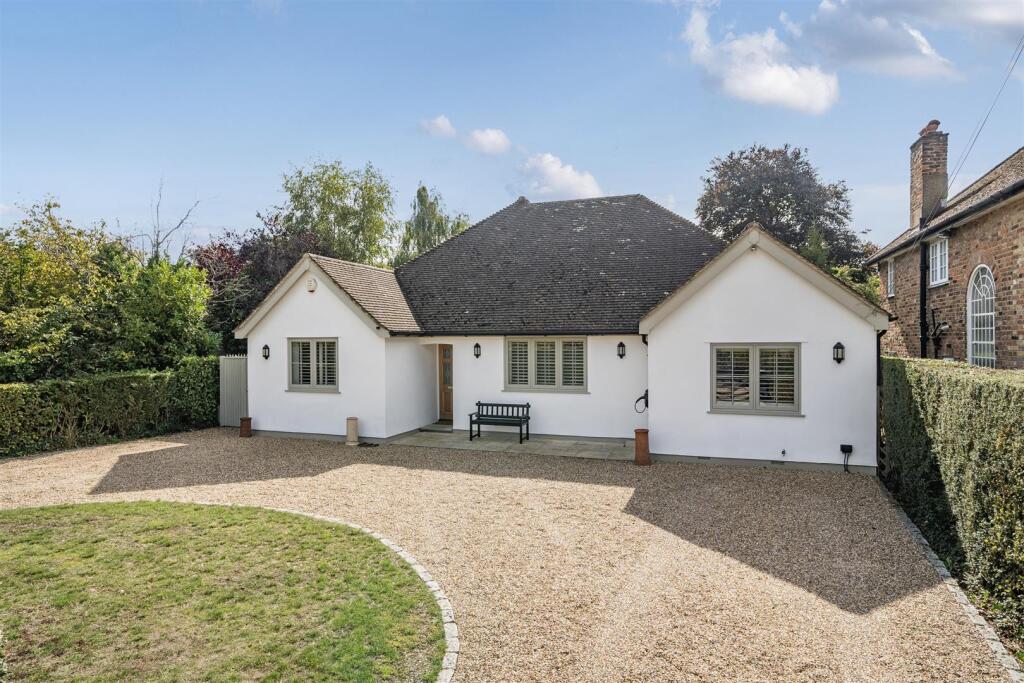Main image of property: Little Windmill Hill, Chipperfield, Kings Langley