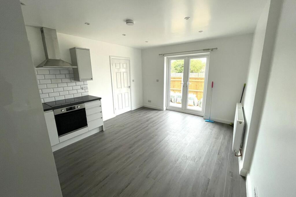 Additional property image - Salvington Road, Worthing, West Sussex, BN13 2HN