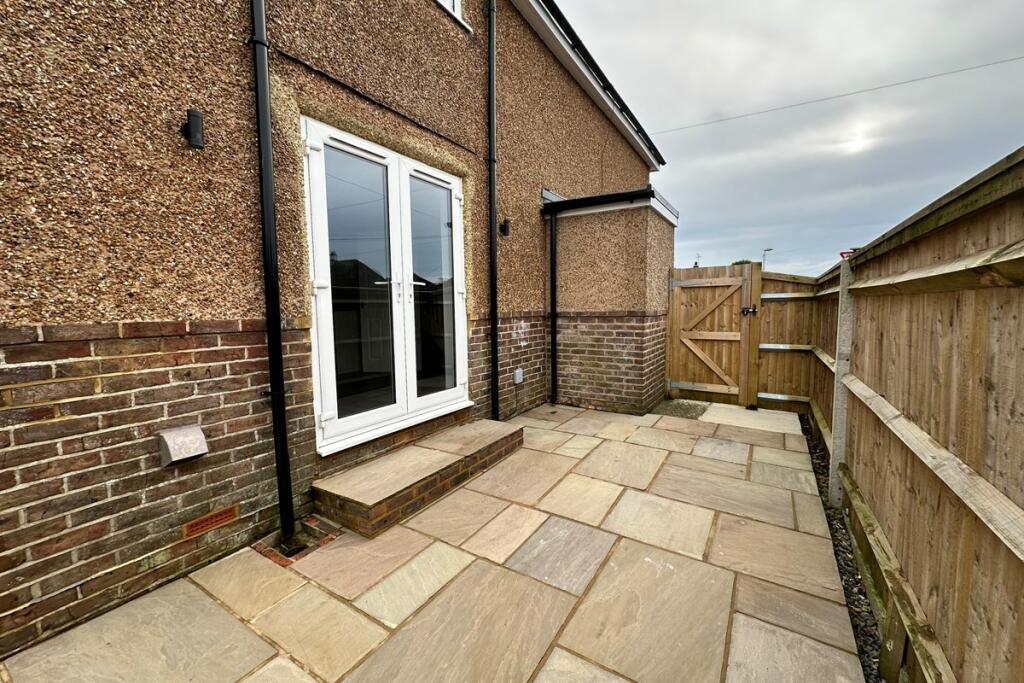 Additional property image - Salvington Road, Worthing, West Sussex, BN13 2HN