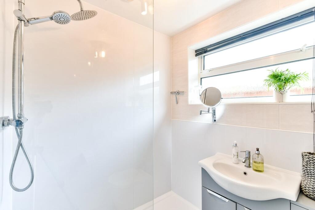 Additional property image - Rogate Road, Worthing, West Sussex, BN13 2EA