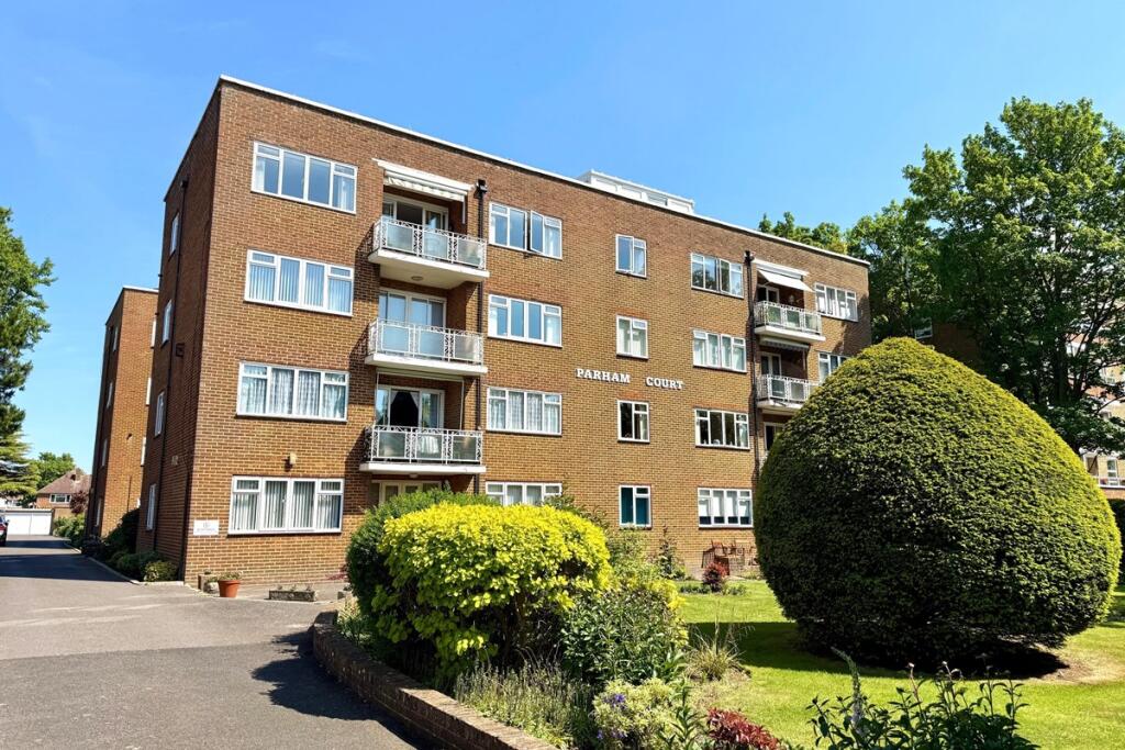 Main image of property: Grand Avenue, West Worthing, West Sussex, BN11 5AH