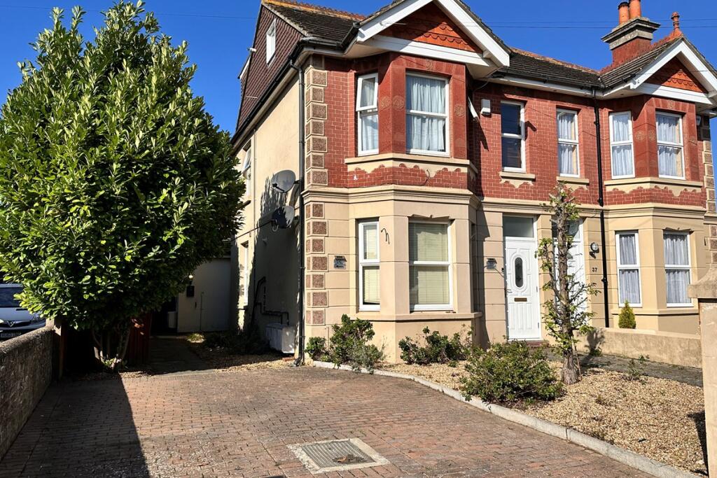 Main image of property: Franklin Road, Worthing, West Sussex, BN13 2PG