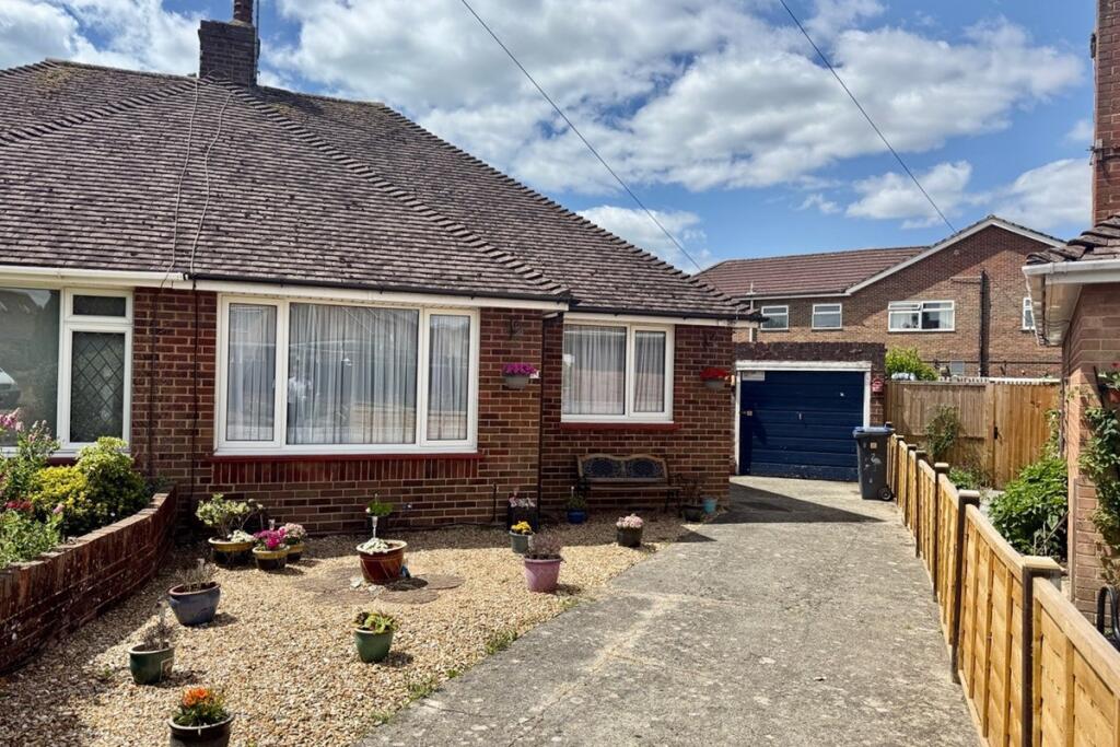Main image of property: Plantation Close, Worthing, BN13 2HE
