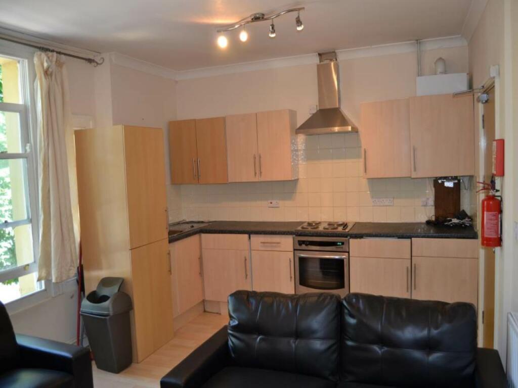 Additional property image - The Walk, Roath, Cardiff