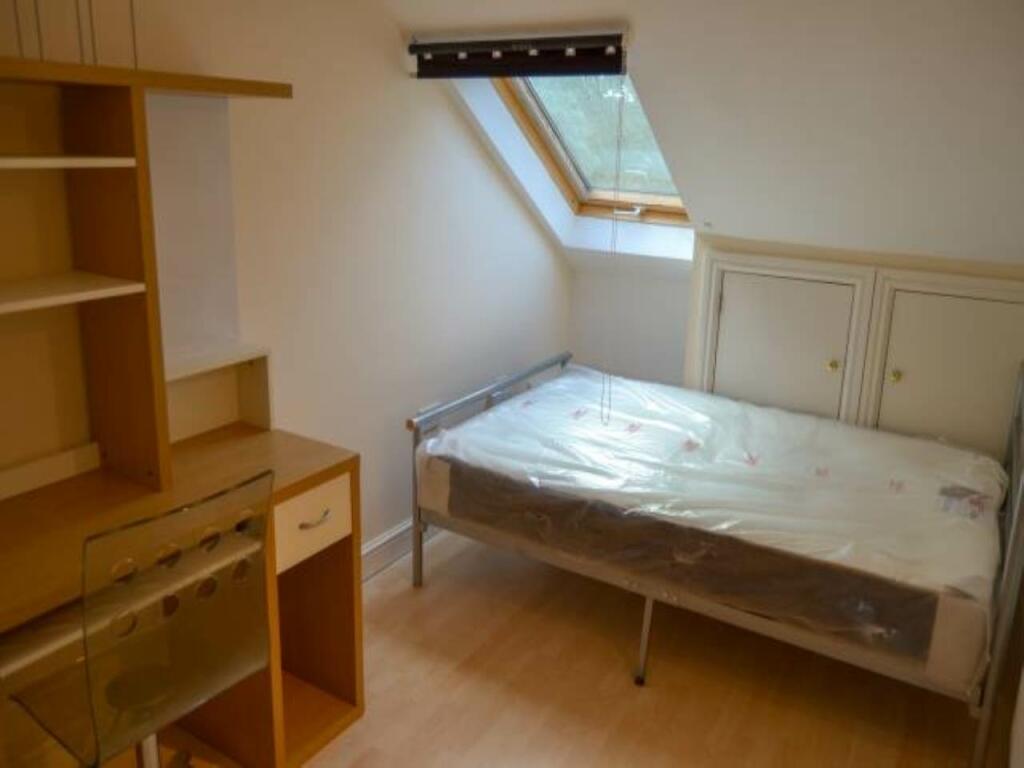 Additional property image - Ruthin Gardens, Cathays, Cardiff