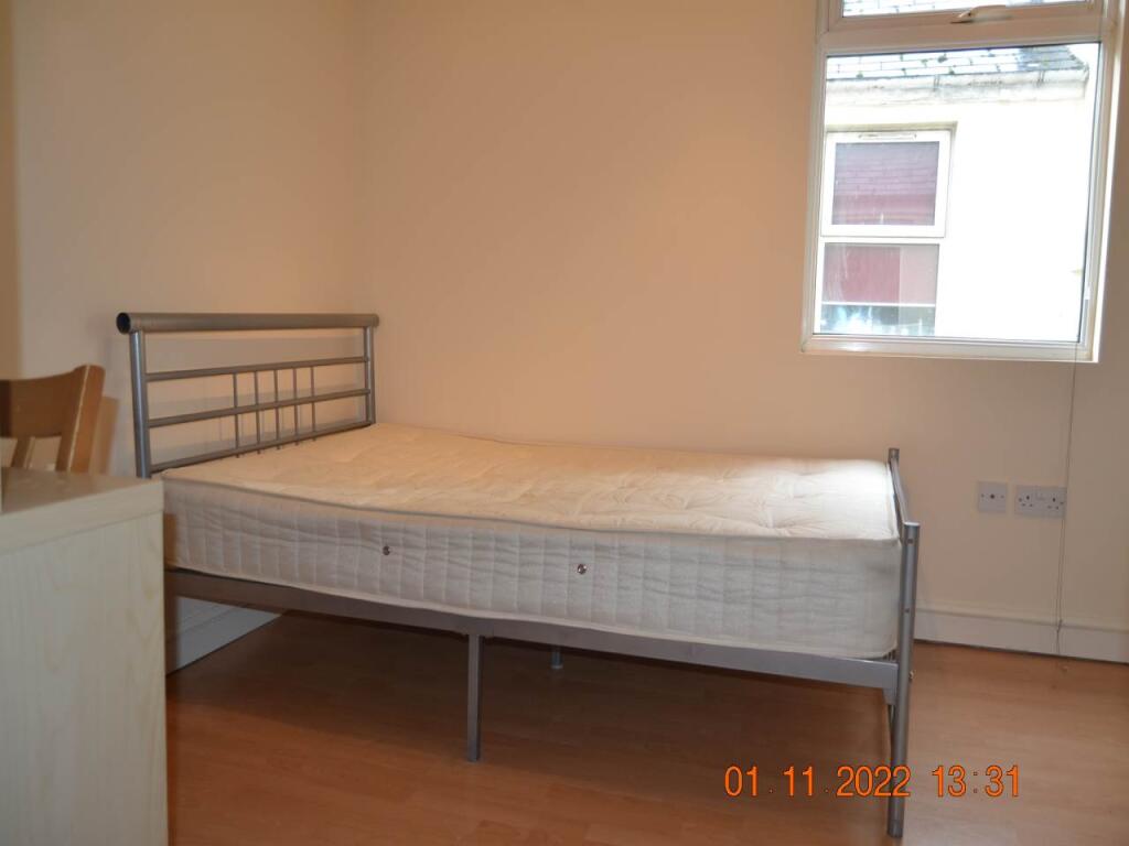 Additional property image - Ruthin Gardens, Cathays, Cardiff