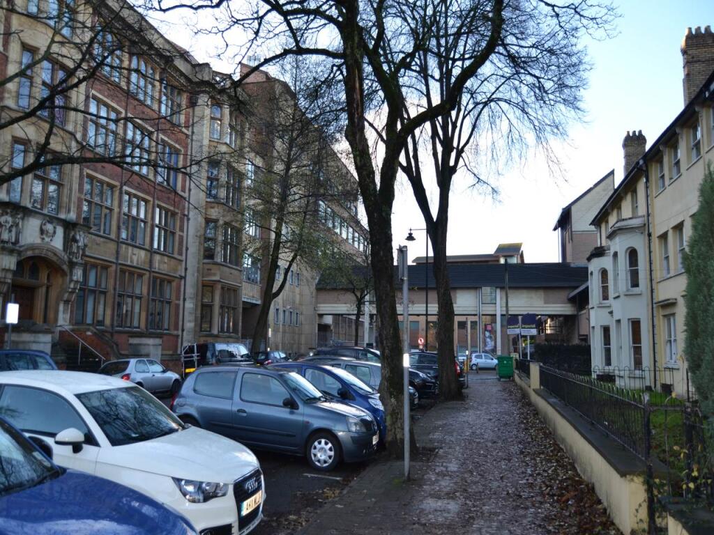 Main image of property: The Parade, Roath, Cardiff